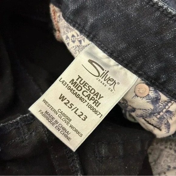 Silver jeans Tuesday mid  Capri 25x24 - Picture 4 of 9